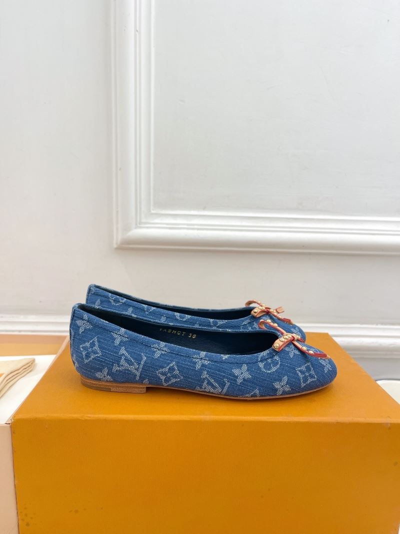 Louis Vuitton Flat Shoes